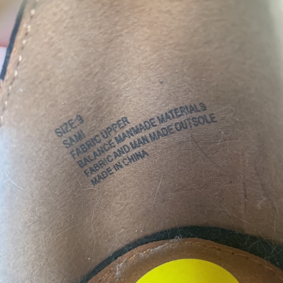 Size 9 Embroidered high heel sandal - Picture 4 of 4